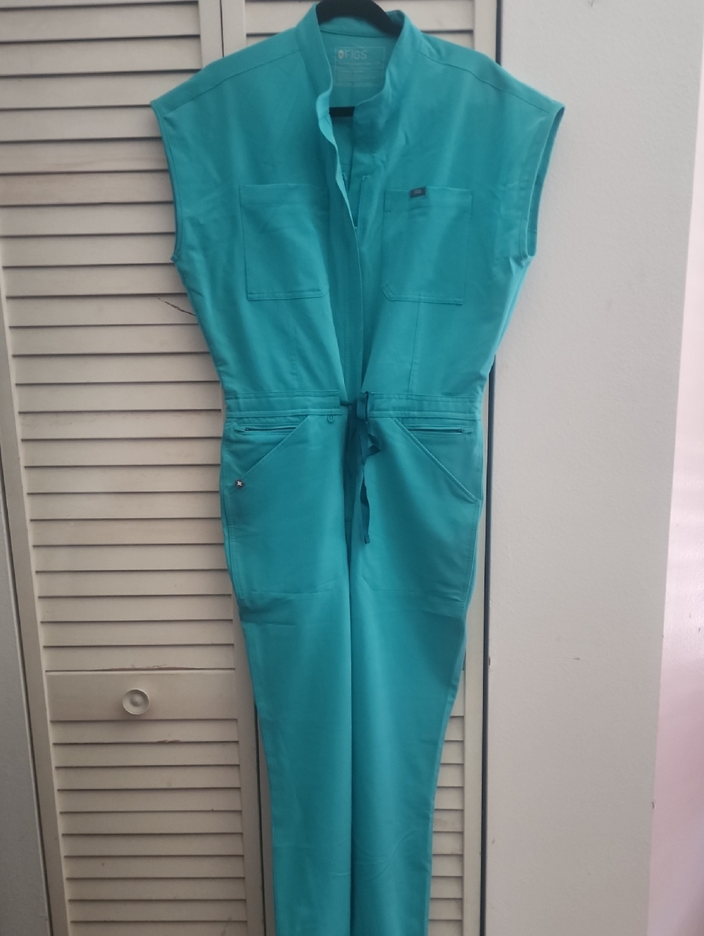 FIGS Teal Utility Jumpsuit - Sleeveless Women’s One-Piece IN A MEDIUM